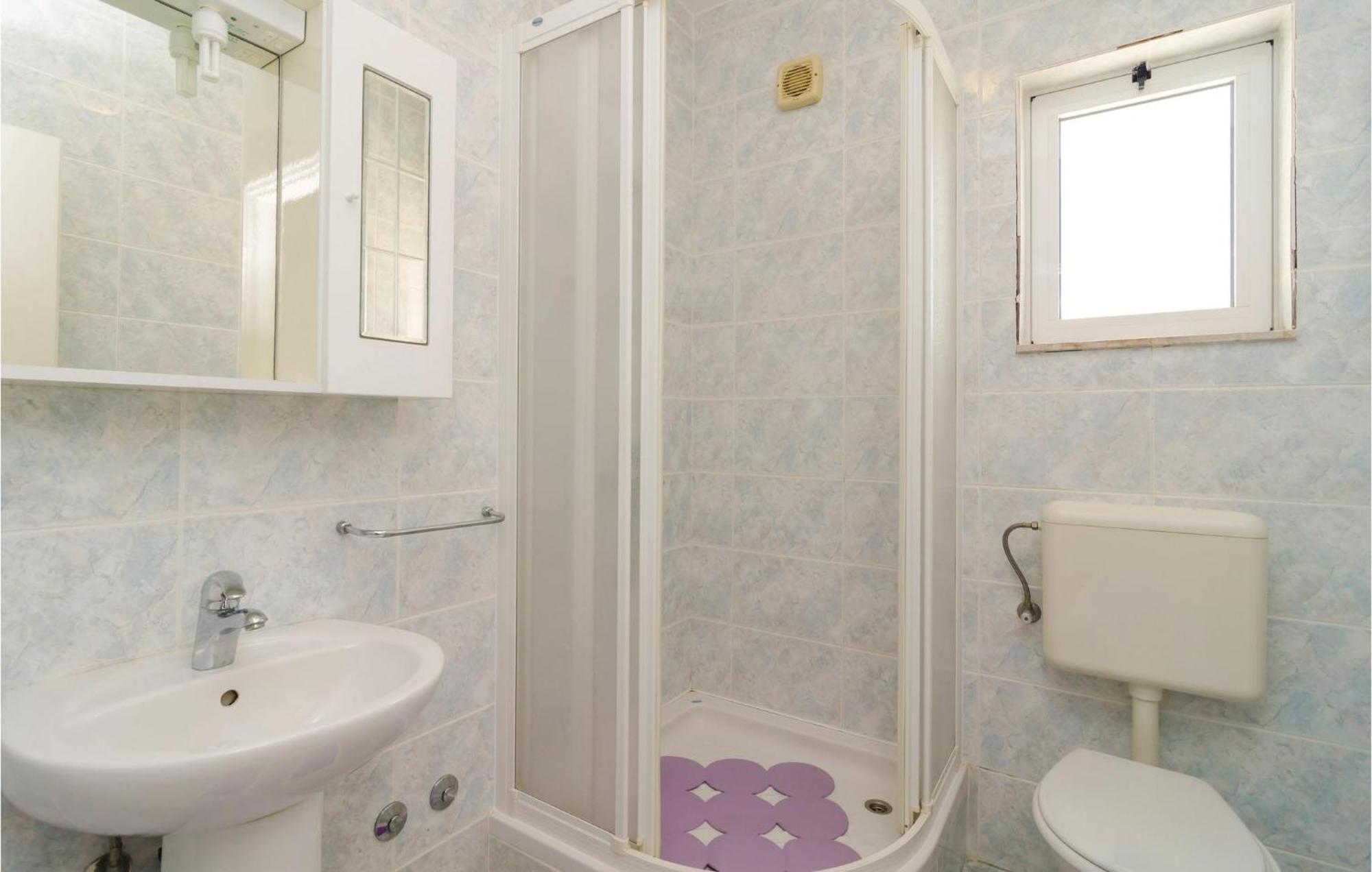 Awesome Apartment In Duba With Wifi Kültér fotó